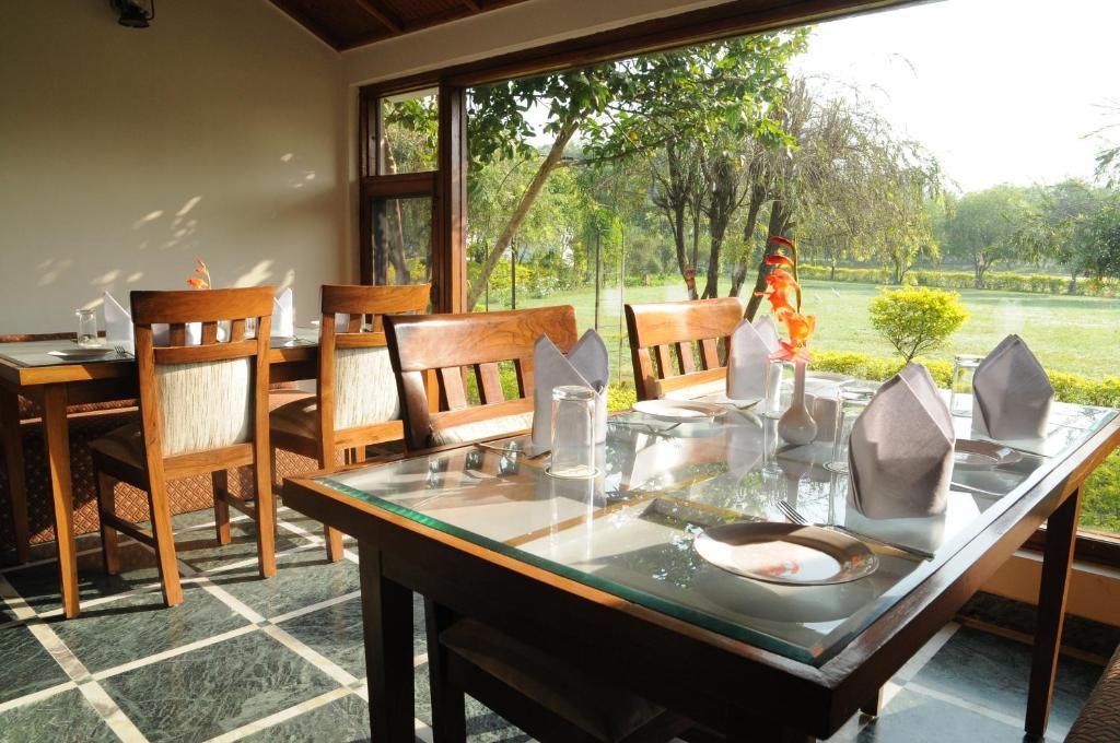 فندق Rishīkeshفي  Naturoville Ayurvedic And Yoga Retreat المظهر الخارجي الصورة