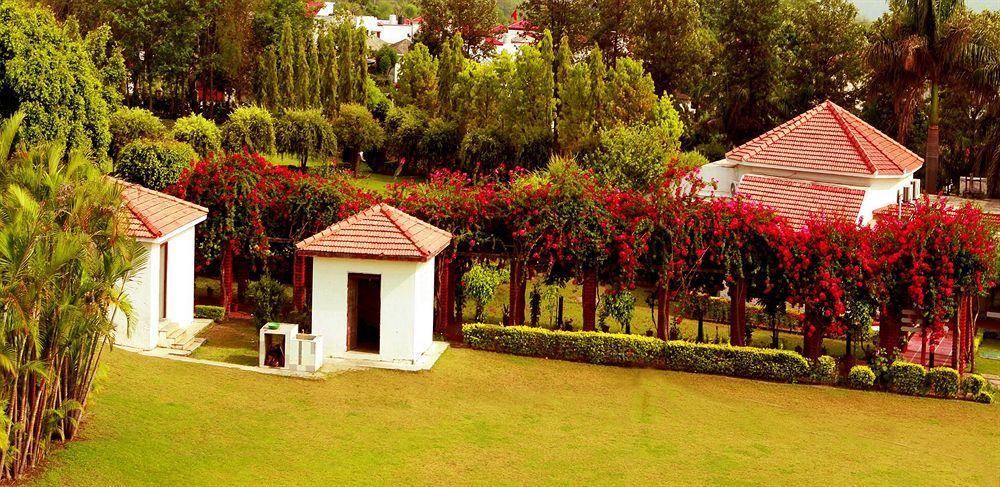 فندق Rishīkeshفي  Naturoville Ayurvedic And Yoga Retreat المظهر الخارجي الصورة