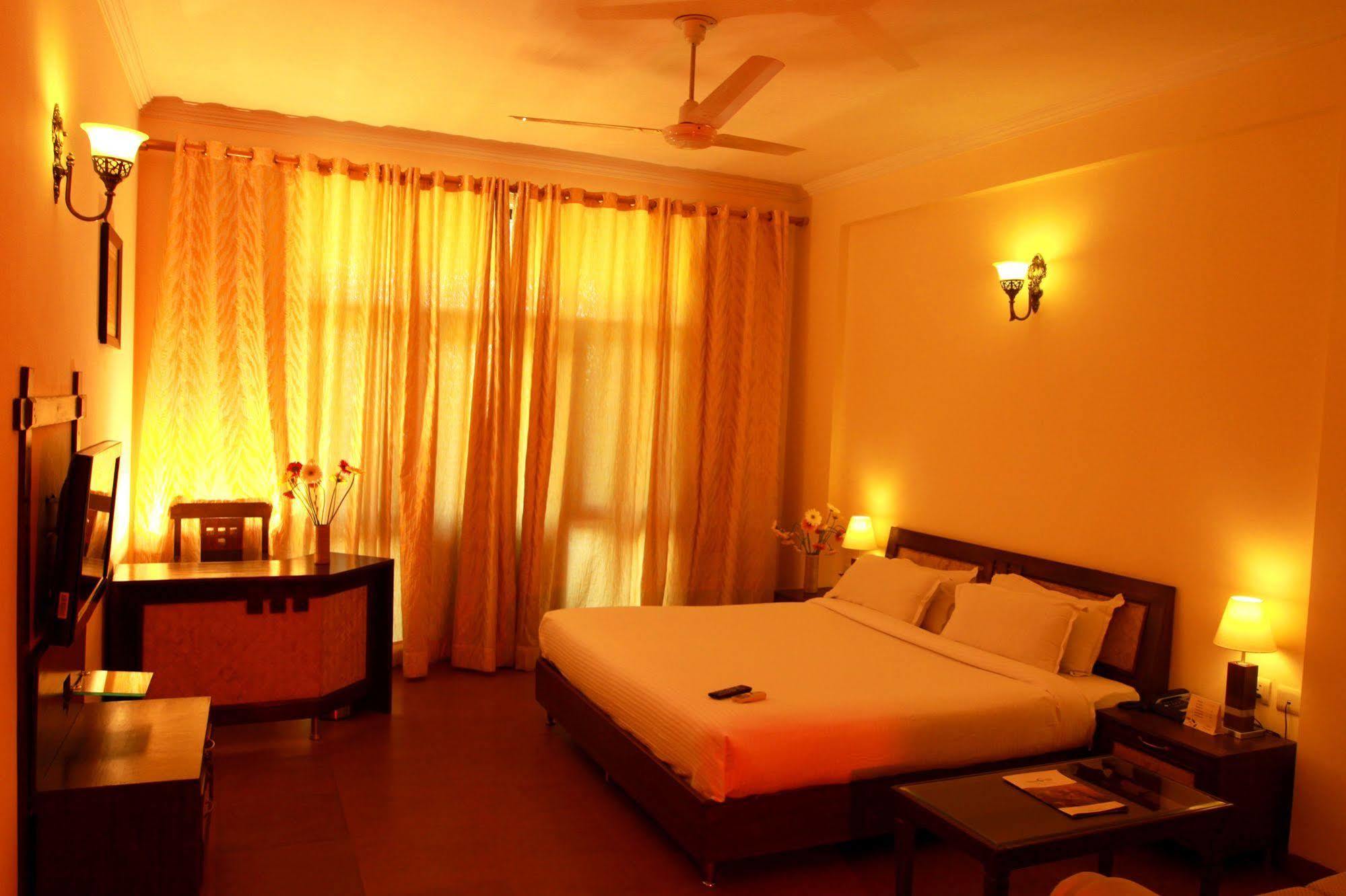 فندق Rishīkeshفي  Naturoville Ayurvedic And Yoga Retreat المظهر الخارجي الصورة